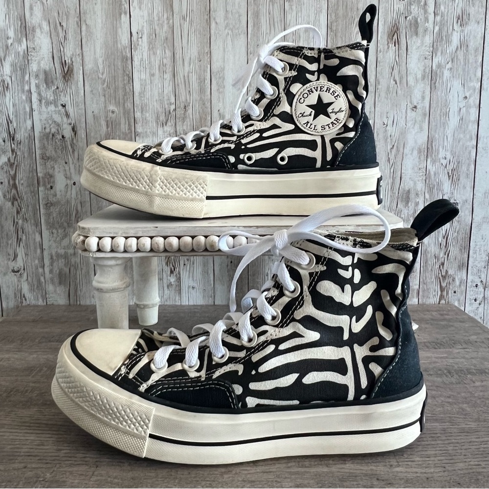 Women’s Converse Black and White Skeleton High-Top Sneakers Animal Mix Size 6.5